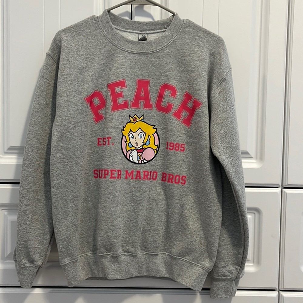 Princess Peach women’s crew neck sweater - Picture 1 of 5
